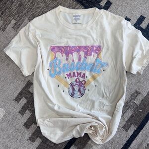 🍦 Baseball Mama Graphic Tee – Comfort Wash – Size S Brand new